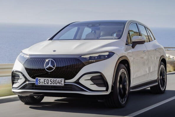 Test du crossover électrique premium Mercedes-Benz EQS
