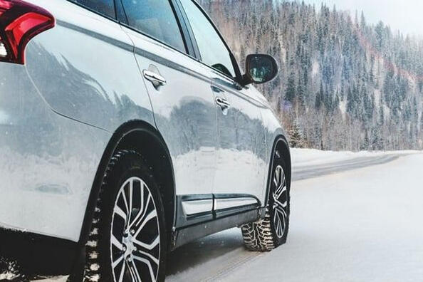 Comment économiser du carburant en hiver : conseils aux conducteurs Photo 1