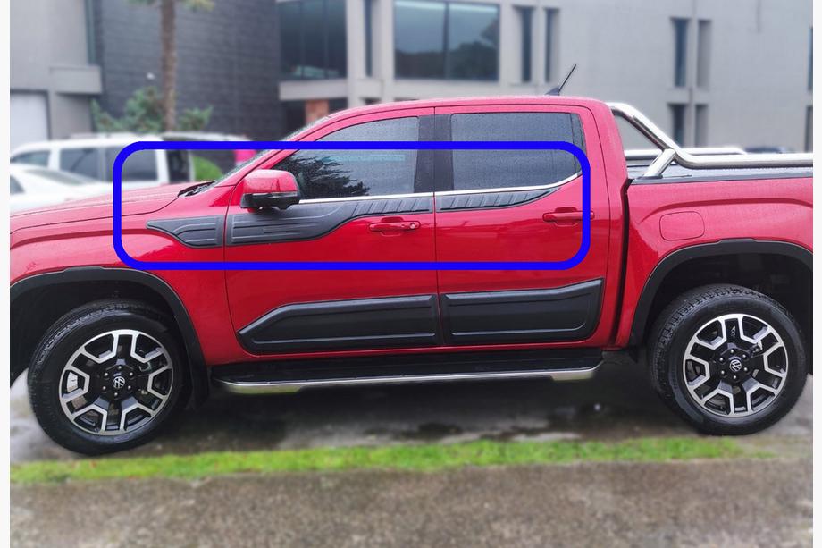 Volkswagen Amarok 2022- Moulures Supérieures de Portes (6 pcs, ABS) Image