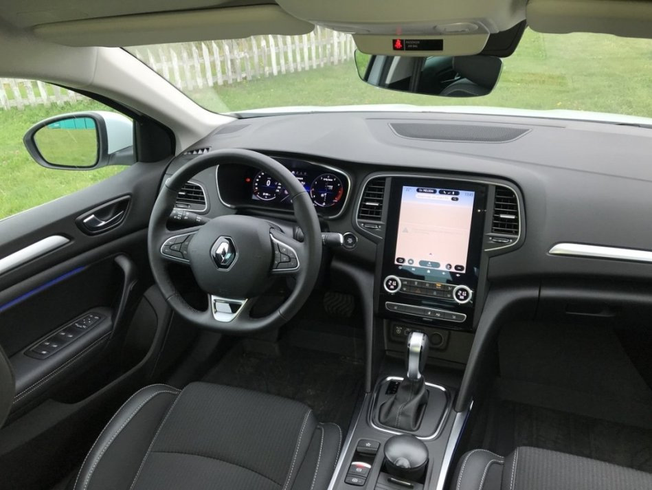 Présentation de la quatrième incarnation mise à jour de Renault Megane Sedan