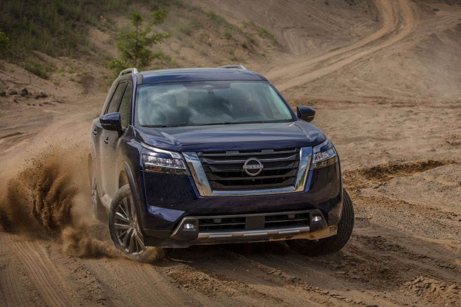 Test de la cinquième génération du SUV Nissan Pathfinder