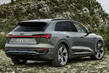 Crossover électrique à traction intégrale Audi Q8 e-tron photo 3