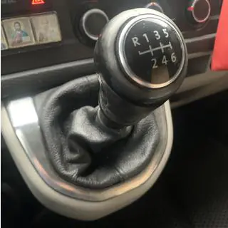 Soufflet de levier de vitesse en cuir photo 1