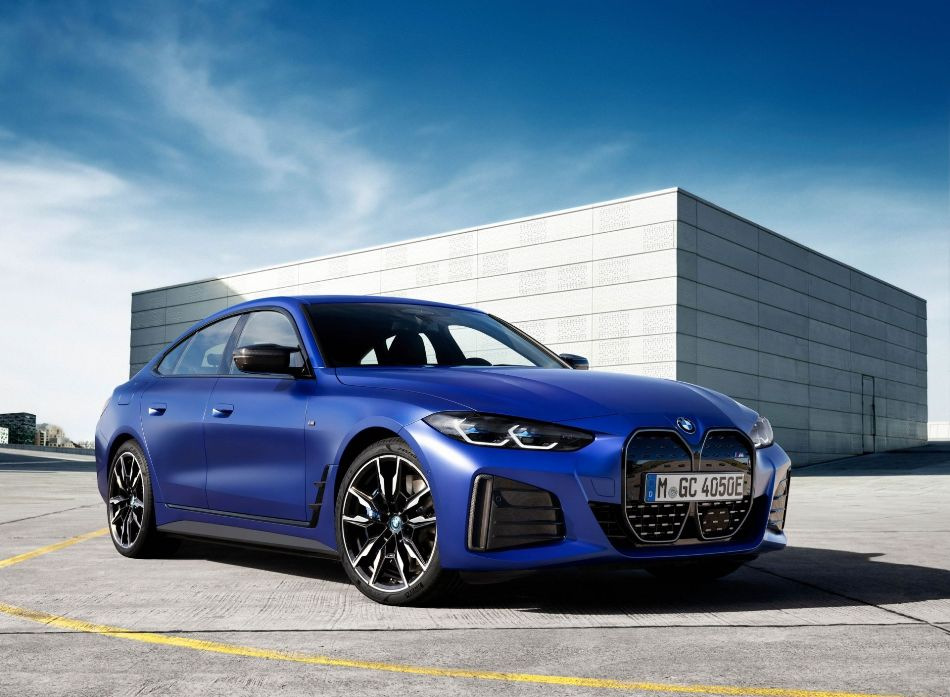 Essai de la BMW i4 électrique liftback