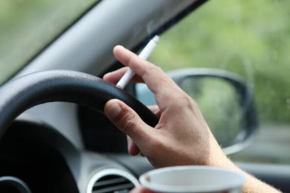Comment se débarrasser de l’odeur de tabac dans l’habitacle d’une voiture ?