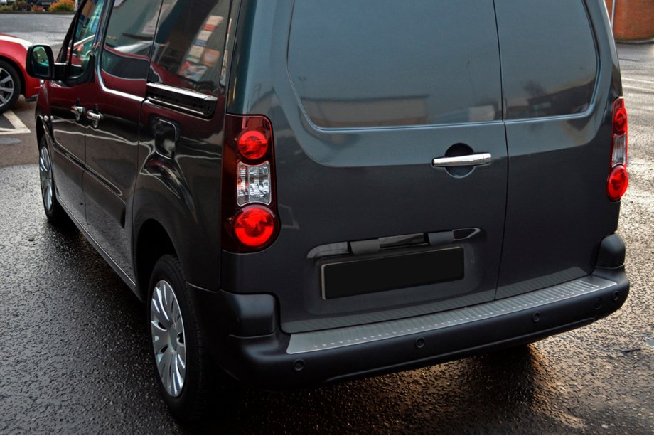 Peugeot Partner Tepee 2008-2018 Protection de Pare-chocs Arrière OmsaLine Inox Photo 4