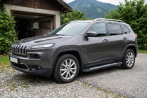 Jeep Cherokee KL 2013- Marchepieds Latéraux Vision New Black (2 pcs, Aluminium) photo 1