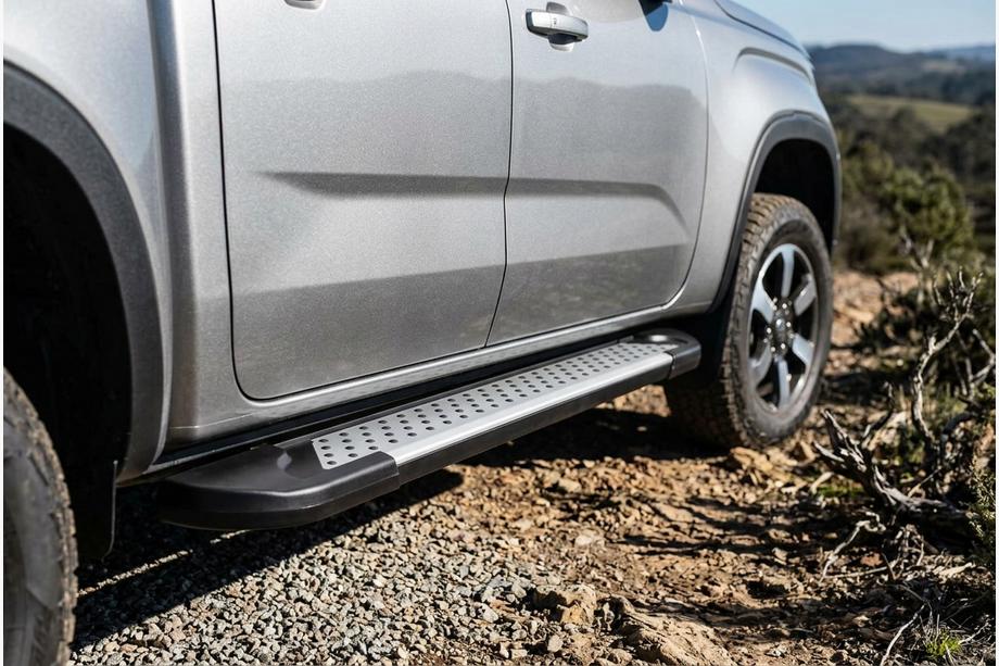 Volkswagen Amarok 2022- Marchepieds latéraux Allmond Grey (2 pcs, aluminium) Image