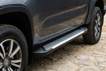 Volkswagen Amarok 2022- Marchepieds Latéraux Line (2 pcs, Aluminium) photo 1