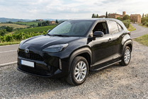 Toyota Yaris/Yaris Cross (XP210) 2020- Marchepieds Latéraux Bosphore Black (2 pcs, Aluminium) photo 1