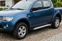 Fiat Fullback 2016- Marchepieds Latéraux Shining V1 (2 pcs, Aluminium) photo 1