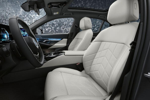 BMW Série 5 : berline business de nouvelle génération Photo 6