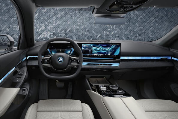 BMW Série 5 : berline business de nouvelle génération Photo 5