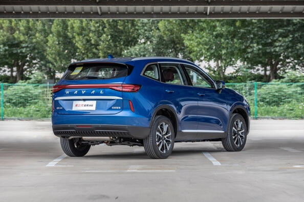 Haval H6 de troisième génération : un crossover stylé avec un équipement riche Photo 4