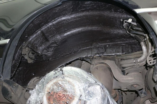 Qu’est-ce que l’isolation phonique liquide pour une voiture : avantages et inconvénients