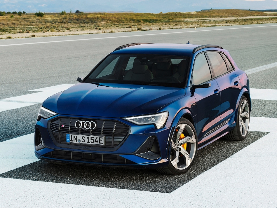 Audi e-tron S : voiture électrique puissante et stylée