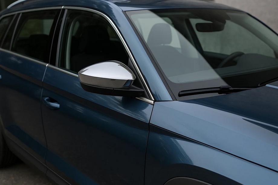Skoda Kodiaq 2016-2023 Couvre-Rétroviseurs (2 pcs, Acier Inoxydable) Carmos Image