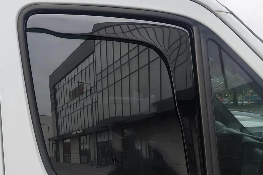 Volkswagen Crafter 2006-2016 Déflecteurs de vent à insérer Niken Luxury (2 pcs) Image