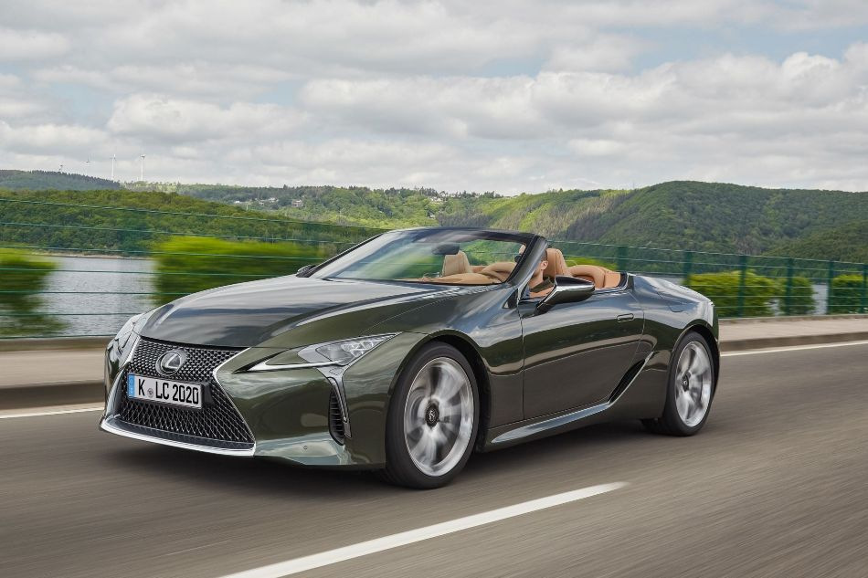 Lexus LC 500 Cabriolet : luxe et conduite en plein air
