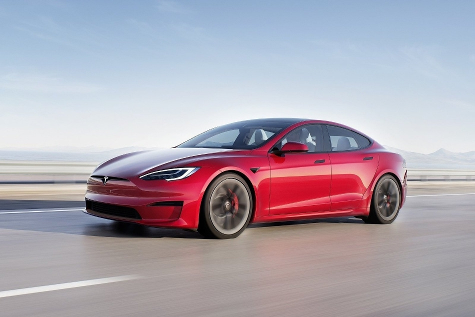 Génération Tesla Model SI : examen du liftback électrique mis à jour