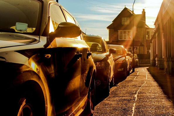 Protéger le plastique automobile du soleil : tout ce qu’il faut savoir Photo 1