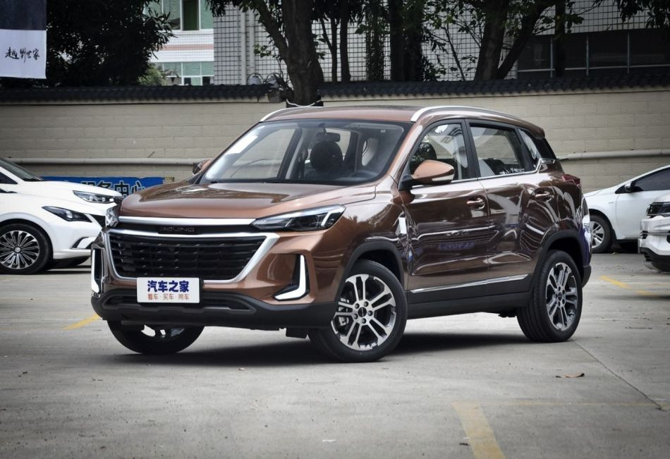 BAIC X3 de deuxième génération : un crossover compact et stylé