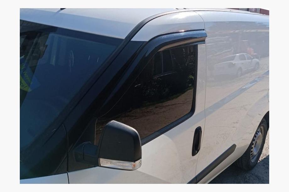 Opel Combo 2012-2018 Déflecteurs de Vitres (2 pcs, Sunplex Sport) Image