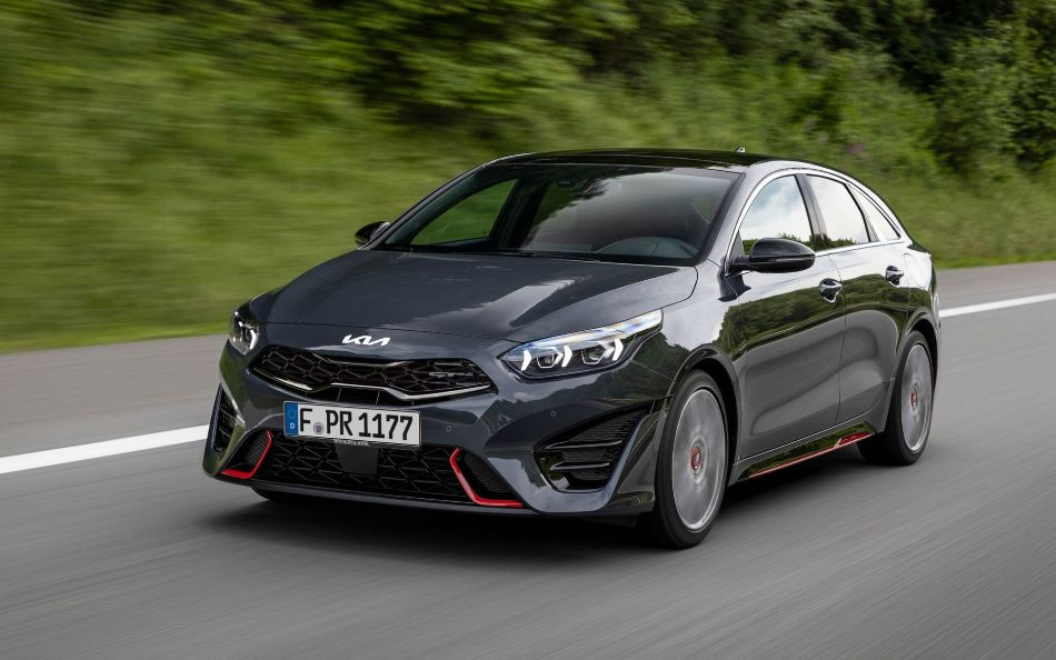 Examen du break «chargé» mis à jour KIA ProCeed GT