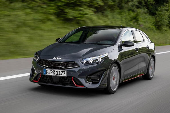 Examen du break «chargé» mis à jour KIA ProCeed GT