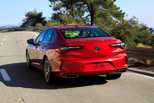 Acura TLX II génération : berline au statut premium Photo 3
