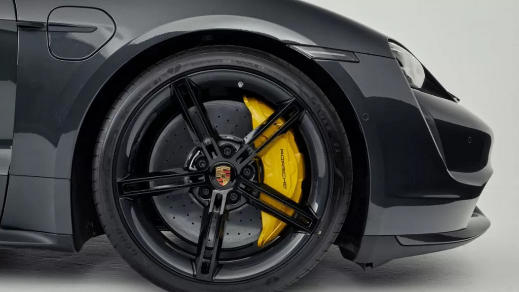Roues de voiture électrique : ennemis stylés de la réserve de marche ?