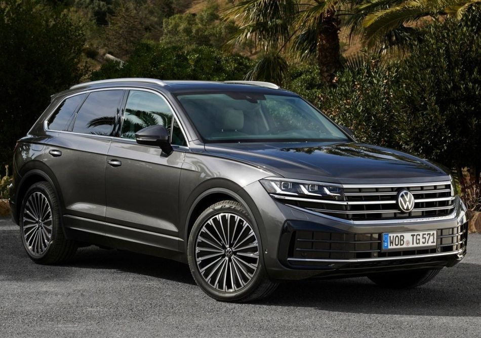 Volkswagen Touareg : le crossover mis à jour est devenu encore plus parfait