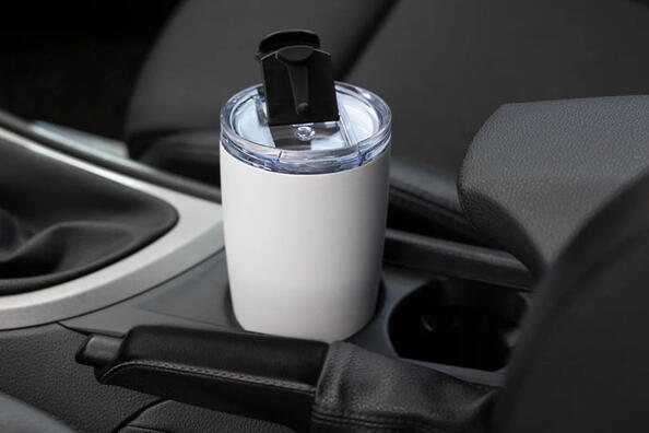 Mug thermique pour la route : nous choisissons l’option idéale pour votre voiture