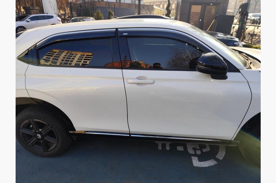Honda eNP1 2022- Déflecteurs de vitres avec moulure chromée (4 pcs, Niken) Image