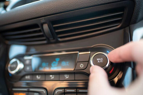 Comment bien utiliser le climatiseur dans la voiture pour ne pas tomber malade