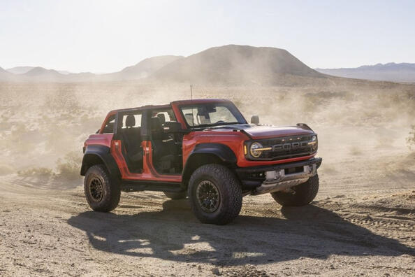 Ford Bronco Raptor Review: Le roi du tout-terrain