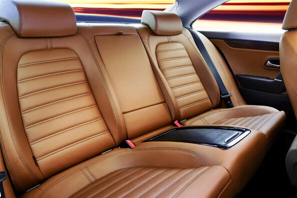 Comment bien nettoyer l’intérieur en cuir d’une voiture ?