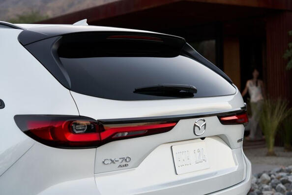 Essai Mazda CX-70 : qualité premium et intérieur impeccable Photo 4