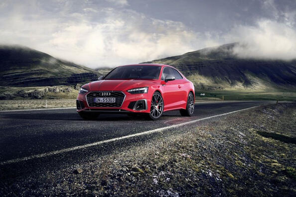 Test de la haute performance Audi S5 Coupé