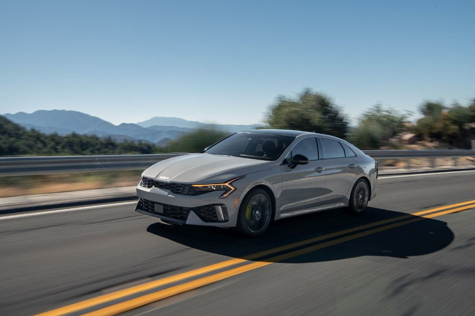 Essai du Kia K5 2023 : berline de classe affaires mise à jour