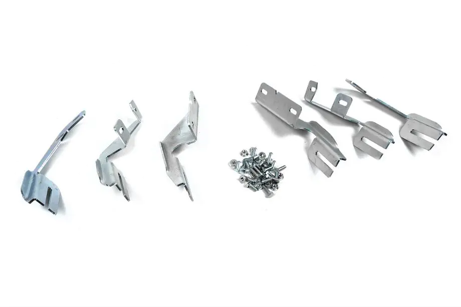 Toyota Hilux 2015- Supports de fixation pour marchepieds latéraux Photo 3