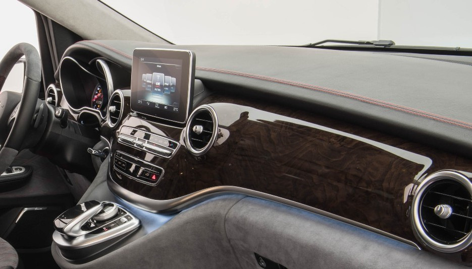Tuning du tableau de bord : nous transformons l’intérieur de la voiture