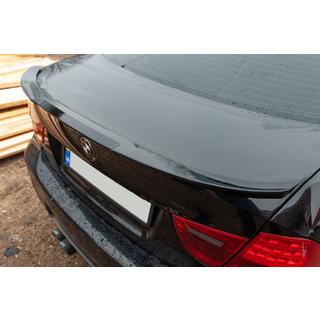 Aileron style M4 (pour E90, apprêté pour peinture)