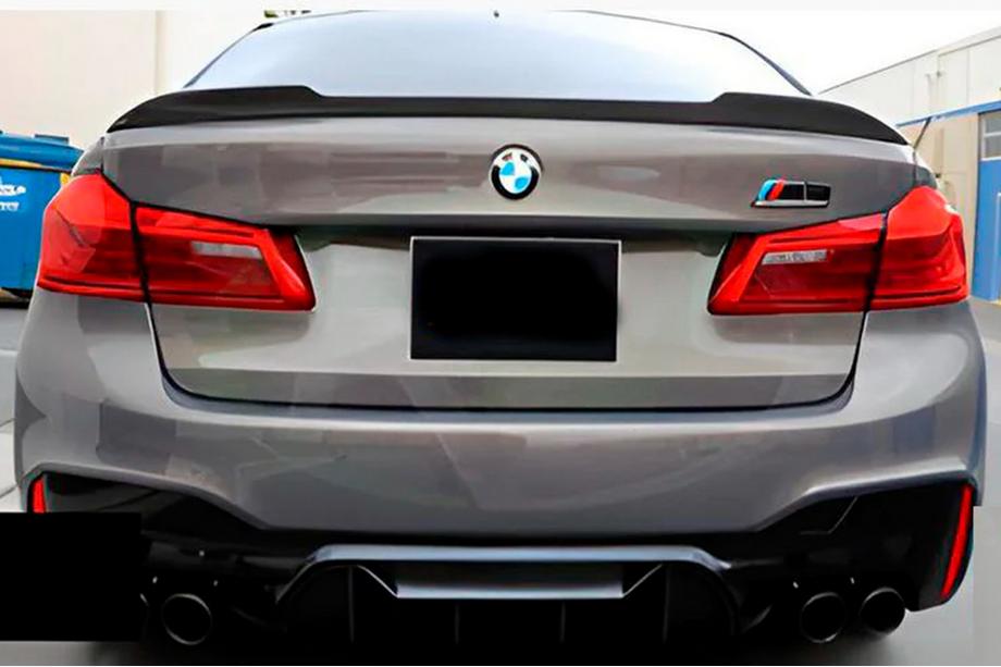 BMW Série 5 G30/G31 2017–2023 Aileron CS-Style (Noir Brillant) Image
