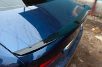 BMW Série 5 G30/G31 2017–2023 Aileron M4-Style (Noir Brillant) photo 13
