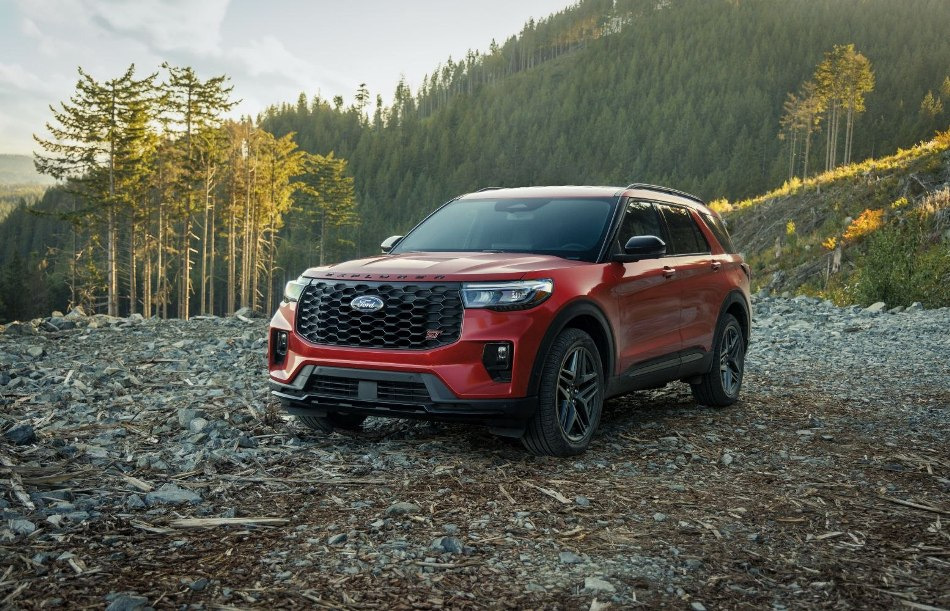 Examen du SUV américain mis à jour Ford Explorer 2024