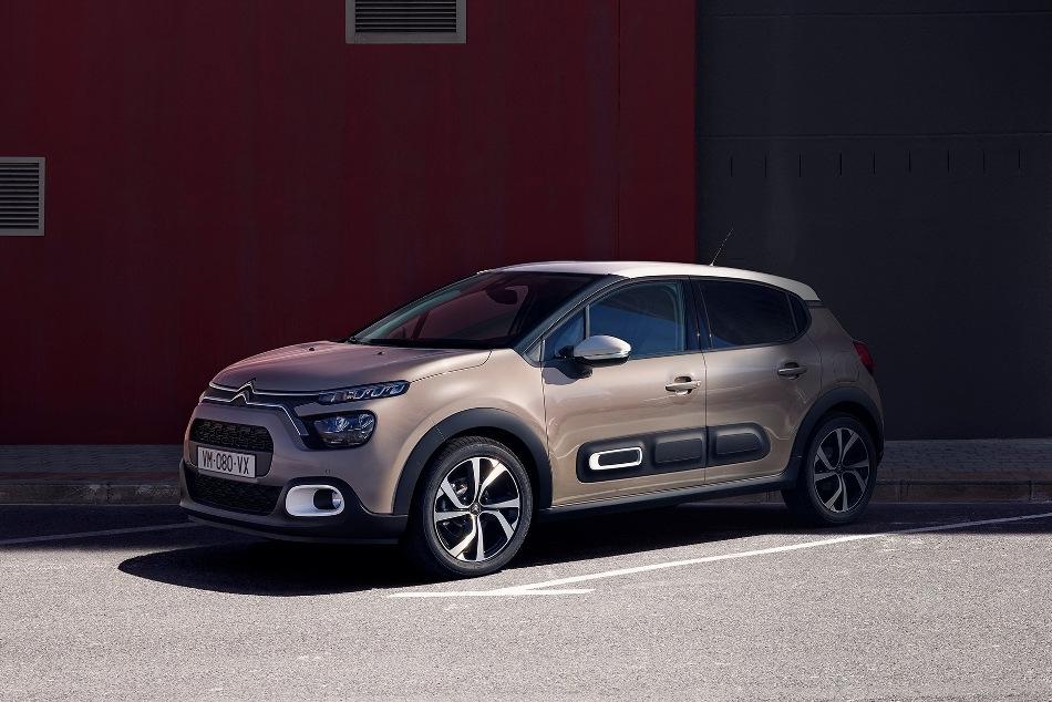 Examen de la berline de ville mise à jour Citroën C3