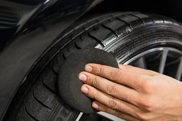 Comment fabriquer de l’encre pour pneus de vos propres mains