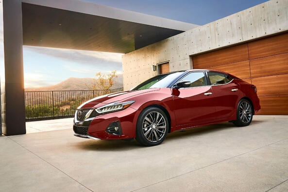 Un essai de la berline confortable et élégante Nissan Maxima