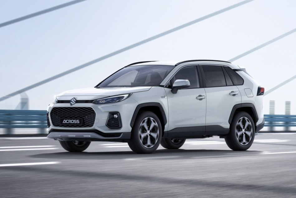 Suzuki Across : un crossover hybride fiable et pratique
